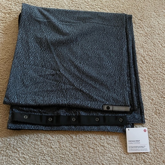 lululemon athletica Accessories - NWT Lululemon vinyasa wrap